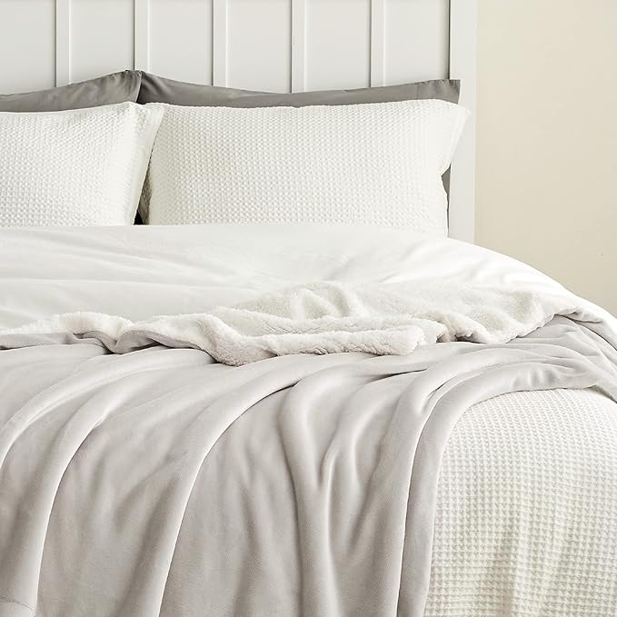 Bedsure Sherpa Fleece Blankets King Size for Bed - Thick and Warm, Soft Fuzzy Plush King Blanket for Winter, Linen, 108x90 Inches