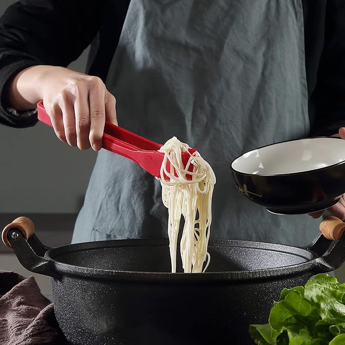 Mu&Ti Silicone Kitchen Tongs 11 Inch Spatula Silicone Toast Tongs Salad Tongs for Cooking Salad BBQ Serving Toast Grilling Locking Frying Baking Steak(Red)