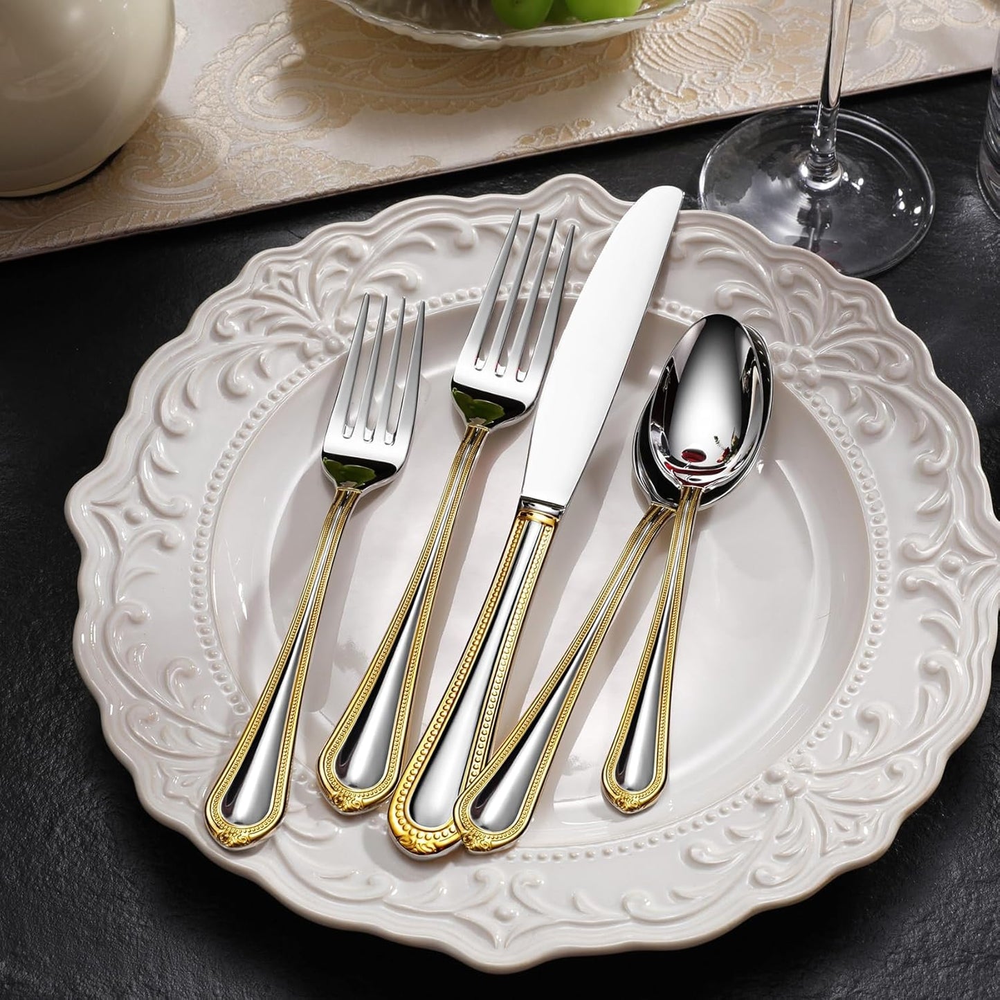 KEAWELL Pearl Edge Premium 20-Piece Refined Bead Silverware Set, 18/10 Stainless Steel, Service for 4, Fine Flatware Set, Dishwasher Safe (20, Gold Accent)