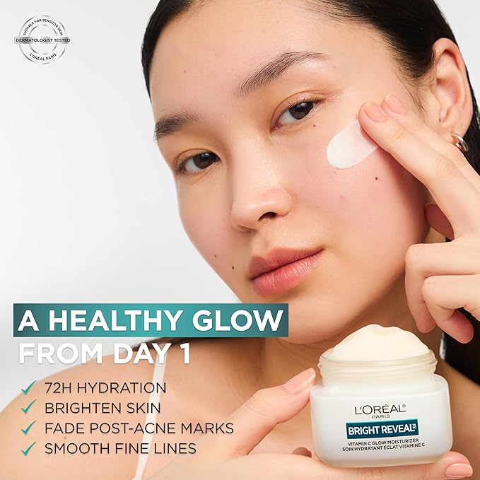 L'Oreal Paris Bright Reveal Vitamin C Glow Moisturizer, Supercharged Facial Moisturizer to Brighten Skin, Even Tone and Hydrate for 72HRs, Includes SPF 50 Sample