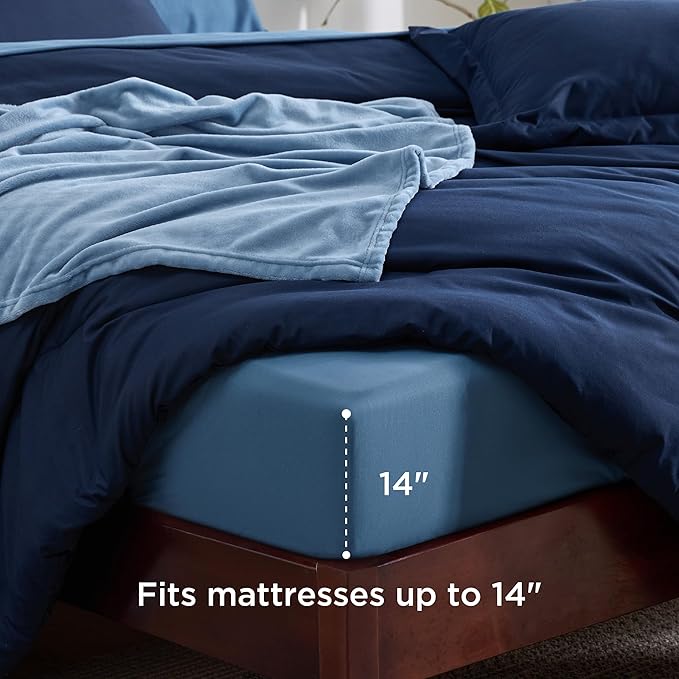 Bedsure Full Comforter Set Navy Blue, 8 Pieces Prewashed Full Size Bed in a Bag with Soft Fleece Bed Blanket, Down Alternative Bedding Set for All Seasons, Sheets, Pillowcases & Shams