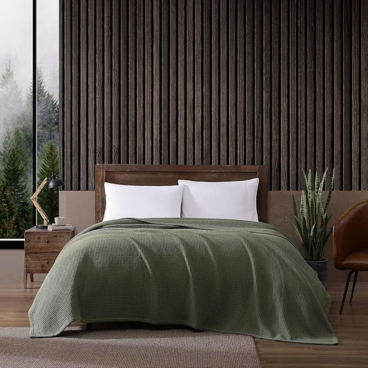 Eddie Bauer Blanket Soft Waffle Weave Bedding, Medium Weight Bedroom Decor, Softens Every Wash, King, Green