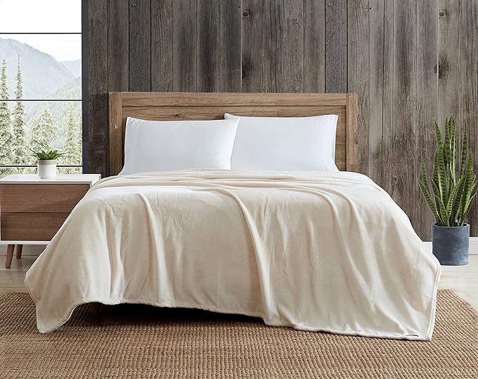 Eddie Bauer - Twin Blanket, Ultra Plush Bedding, Lightweight Home Decor for All Seasons (Ivory, Twin)