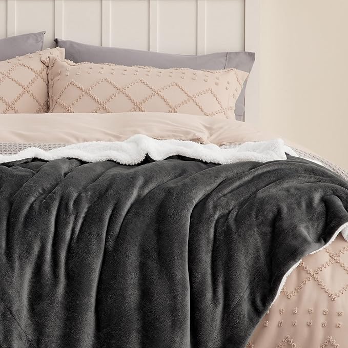 Bedsure Sherpa Fleece Throw Blanket Twin Size for Couch - Thick and Warm, Soft Fuzzy Plush Twin Blanket for Winter, Charcoal, 60x80 Inches